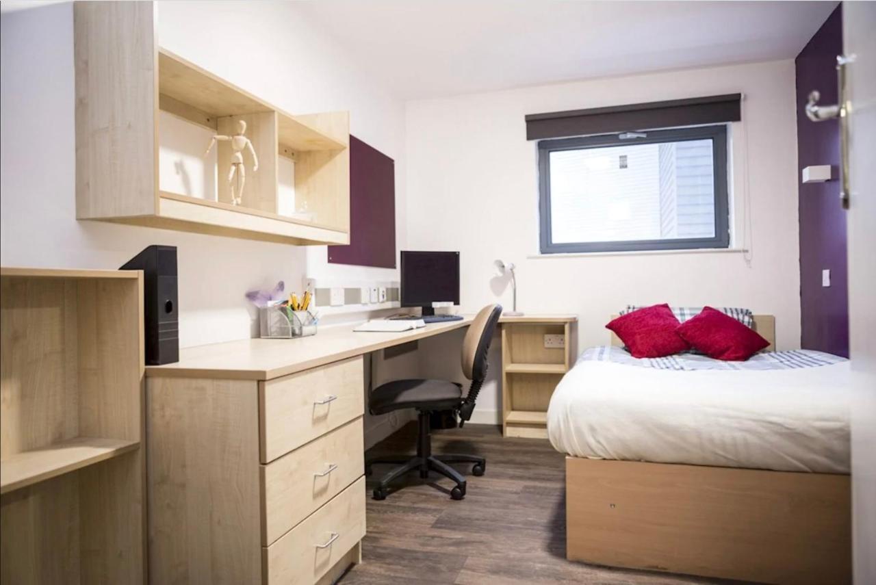 Small Double Ensuite Room Next To The City Centre Leeds  Eksteriør bilde